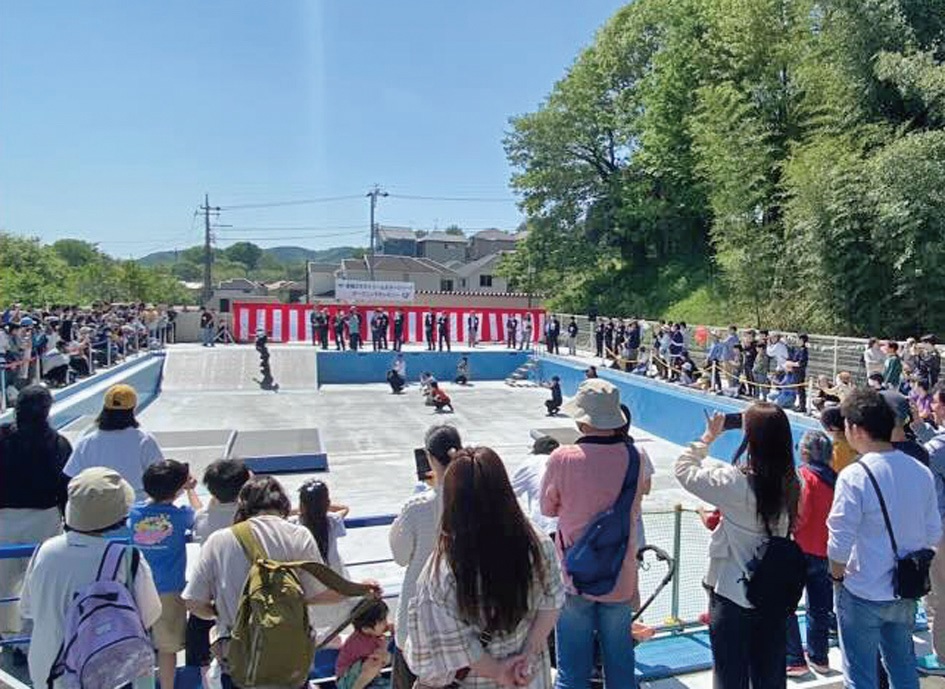 スケートボード・ＢＭＸなどができる