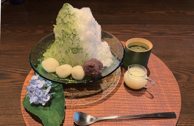 和の伝統色がモチーフのかき氷