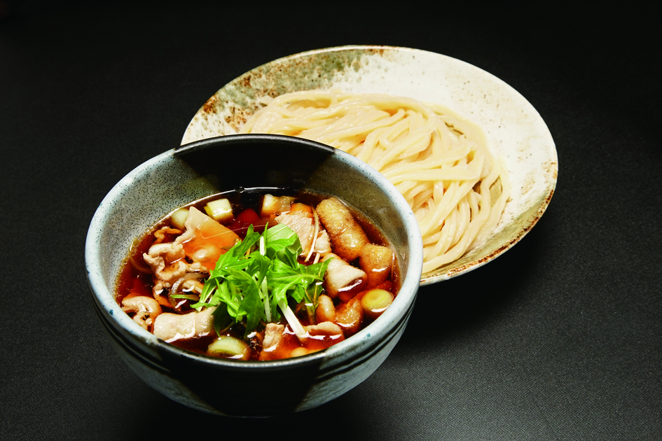 看板の肉汁うどん（850円）