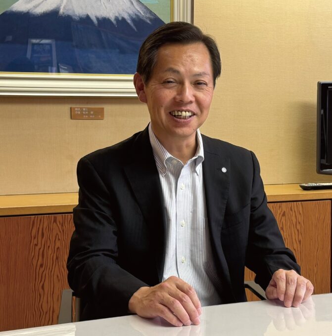 東亨日の出町長