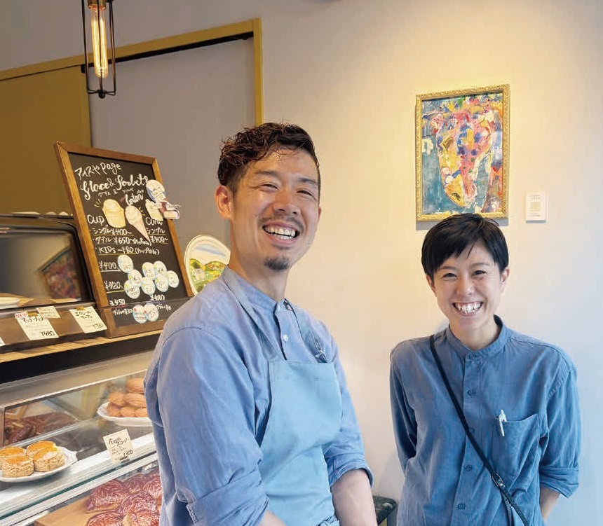 おかしやパージュ 岡本昌樹さん、由紀さん