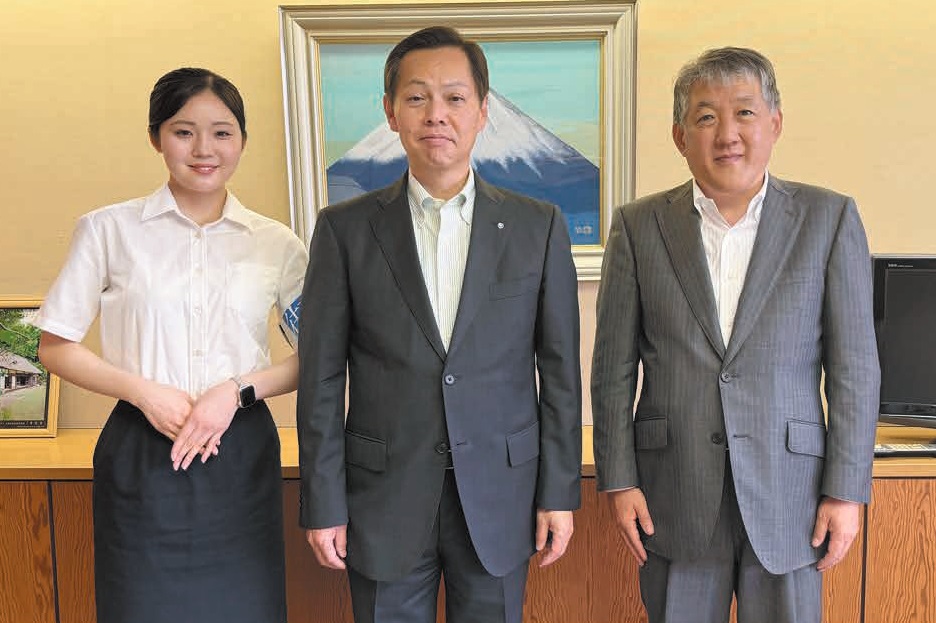 日の出町長