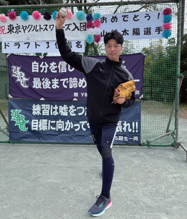 大型右腕にはプロでの飛躍が期待される