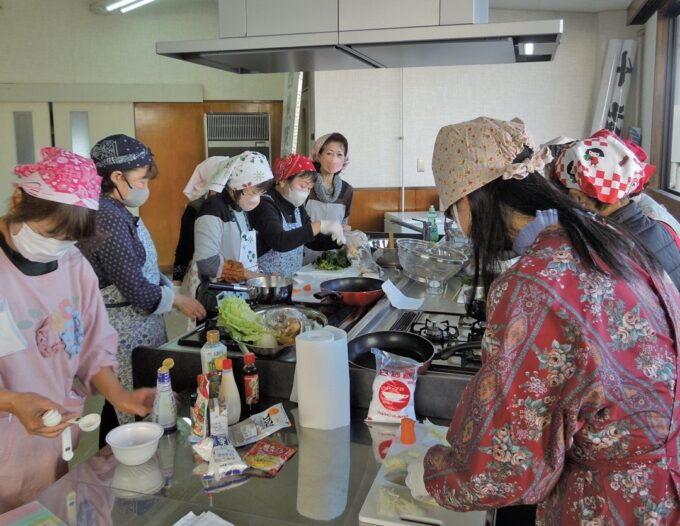 青空　台地　農の風　「旬の野菜」をテーマに健康料理教室再開　ＪＡ西東京女性部