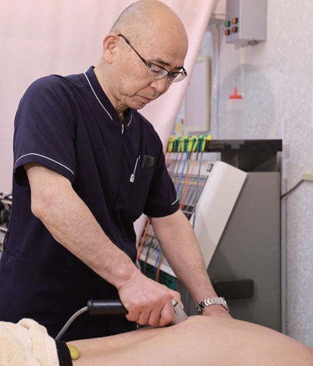 あきるの波多野整骨院　腰痛と下肢のしびれでお悩みの高齢者の方へ