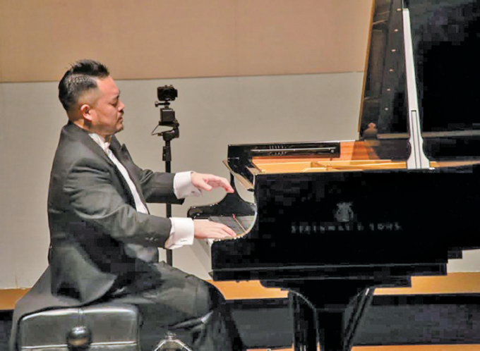 ピアニスト・佐野隆哉さん「春のサロンコンサート」　気軽に聴ける環境を