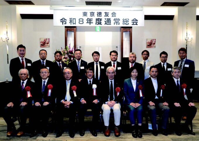 役員と病院役職者、来賓の皆さん