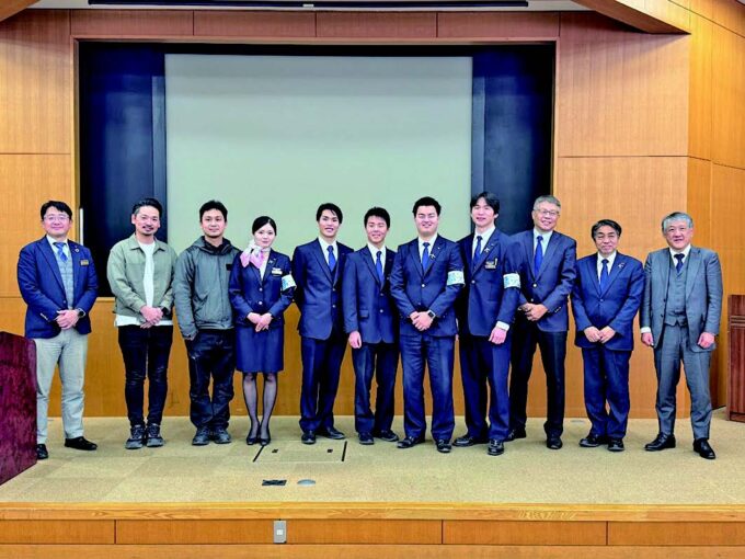 １月には取り組みを伝える発表会を開催
